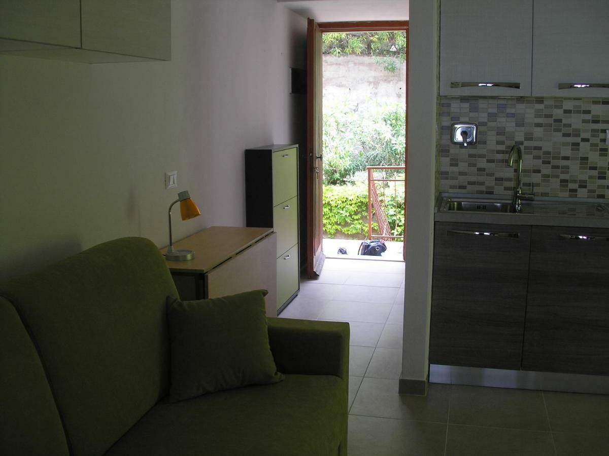 Residence I Pini กาโปลิเวรี ภายนอก รูปภาพ